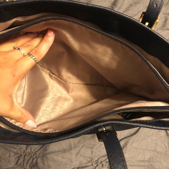 Navy Blue Jet Set Tote With Large Snap Pocket - Picture 4 of 6